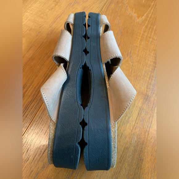 Stone Ridge (by Aldo) NWOT chunky nubuck suede sandals 9.5 - Picture 4 of 6